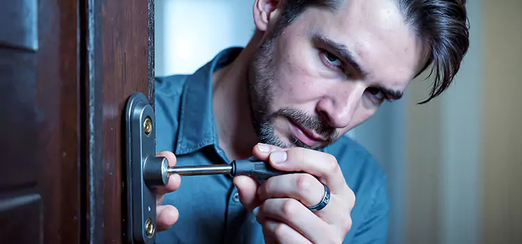 Eviction Locksmith Sebastian